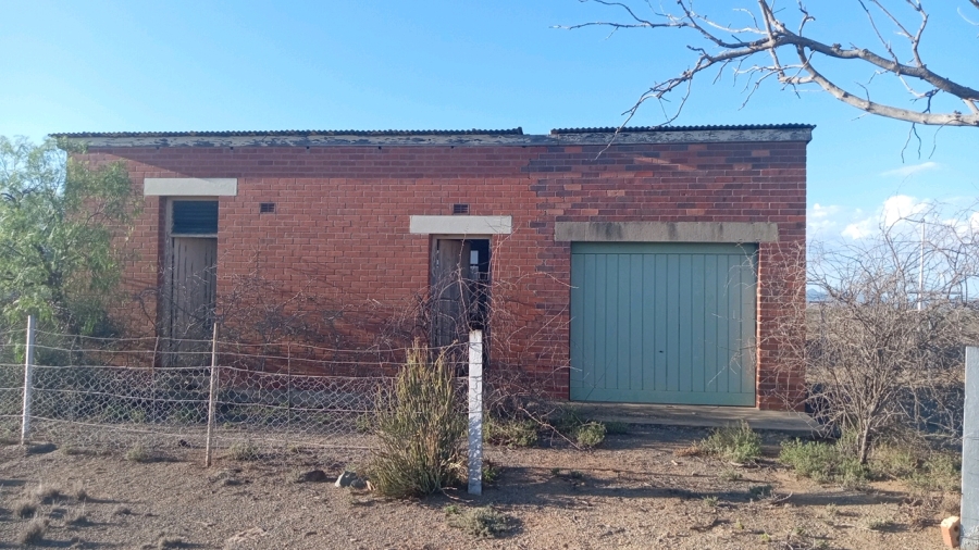 2 Bedroom Property for Sale in Aberdeen Eastern Cape